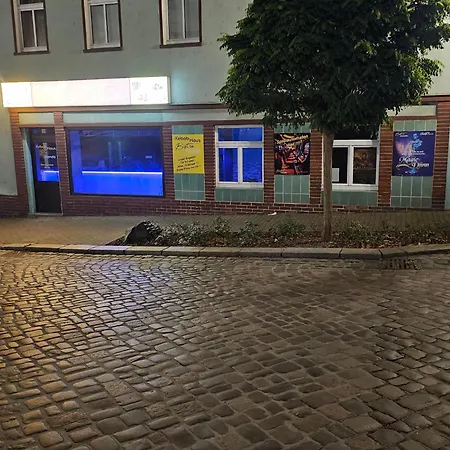 Centrum Fuer Familien, Montagen Arbeiter, Und Und Und, Sweet *