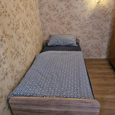 Fuer Familien, Montagen Arbeiter, Und Und Und, Sweet Apartamento Rosswein