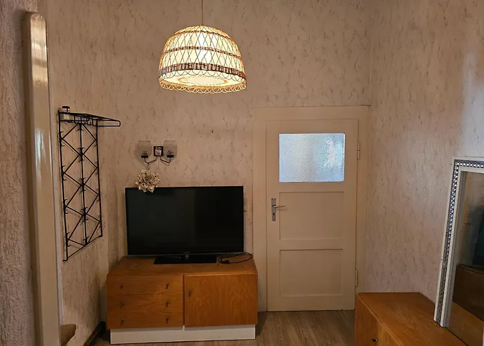 Apartament Fuer Familien, Montagen Arbeiter, Und Und Und, Sweet Rosswein