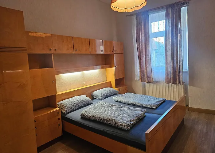 Apartament Fuer Familien, Montagen Arbeiter, Und Und Und, Sweet Rosswein