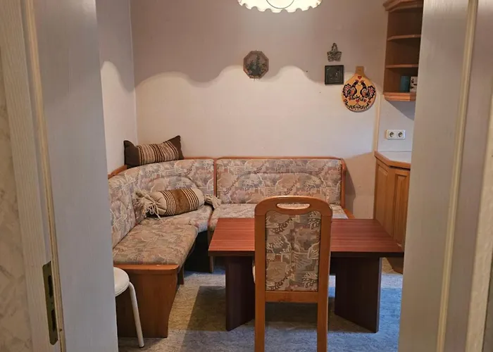 Fuer Familien, Montagen Arbeiter, Und Und Und, Sweet Apartament *