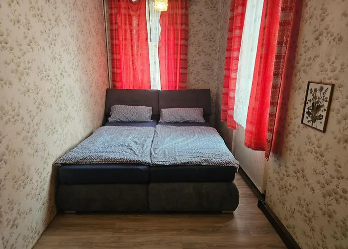 Fuer Familien, Montagen Arbeiter, Und Und Und, Sweet Apartament Rosswein