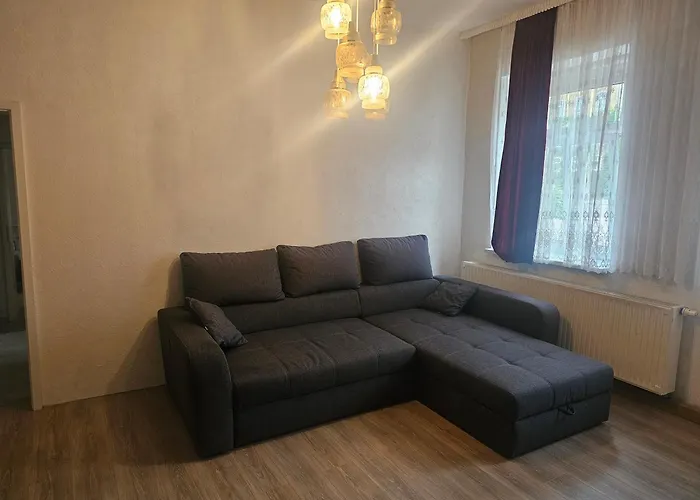 Fuer Familien, Montagen Arbeiter, Und Und Und, Sweet Rosswein