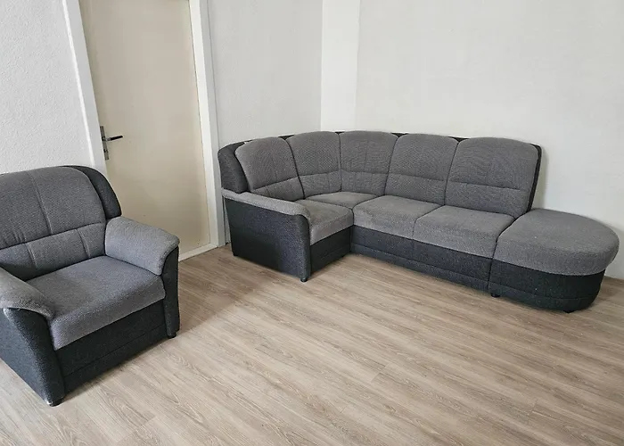 Fuer Familien, Montagen Arbeiter, Und Und Und, Sweet Rosswein